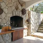 Stunning Home In Grscica With Kitchen Apartment *