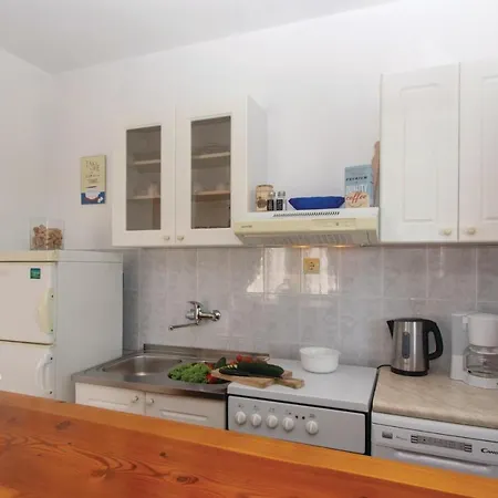 Stunning In Grscica With Kitchen Apartment *