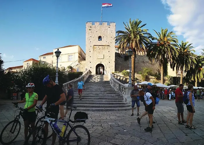 Stunning In Grscica With Kitchen *